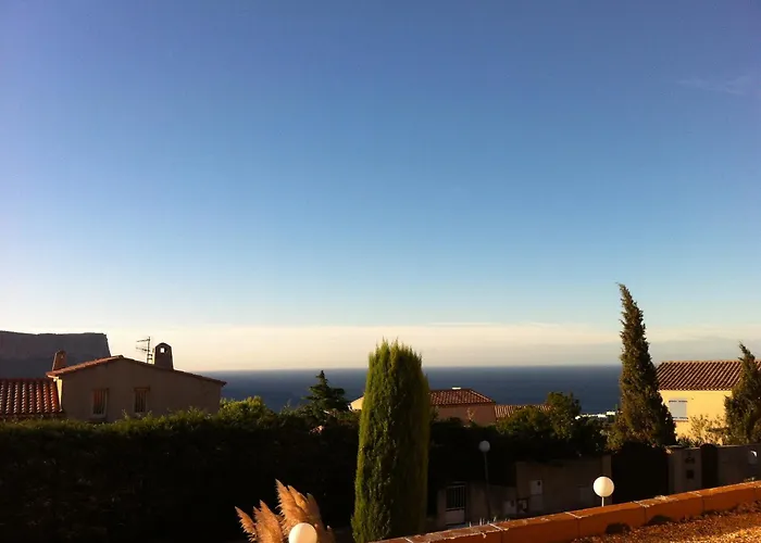 Port Pin Bed and Breakfast Cassis